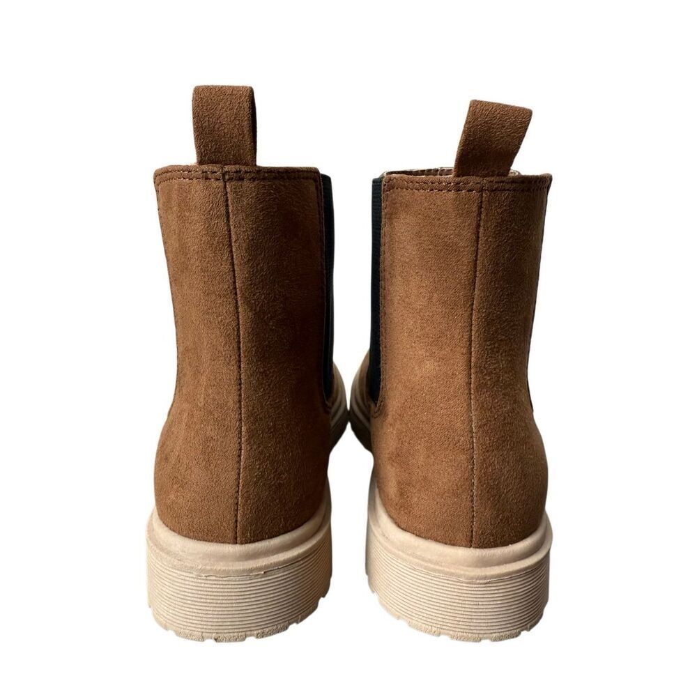J.Crew Crewcuts Girls' lug-sole boots in brown suede size 13 - Picture 5 of 8